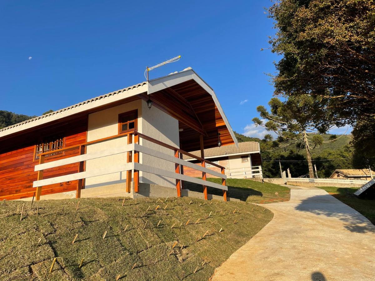 Chale Amanhecer Hotel Santo Antônio do Pinhal Exterior photo